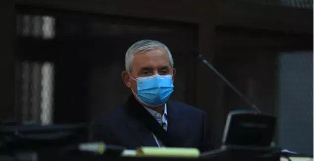 Expresidente Otto Pérez Molina podría estar contagiado de COVID-19