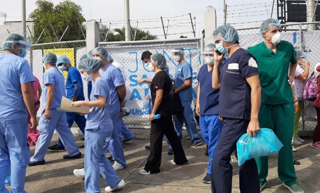Reducen el salario a todo el personal del Hospital del Parque de la Industria
