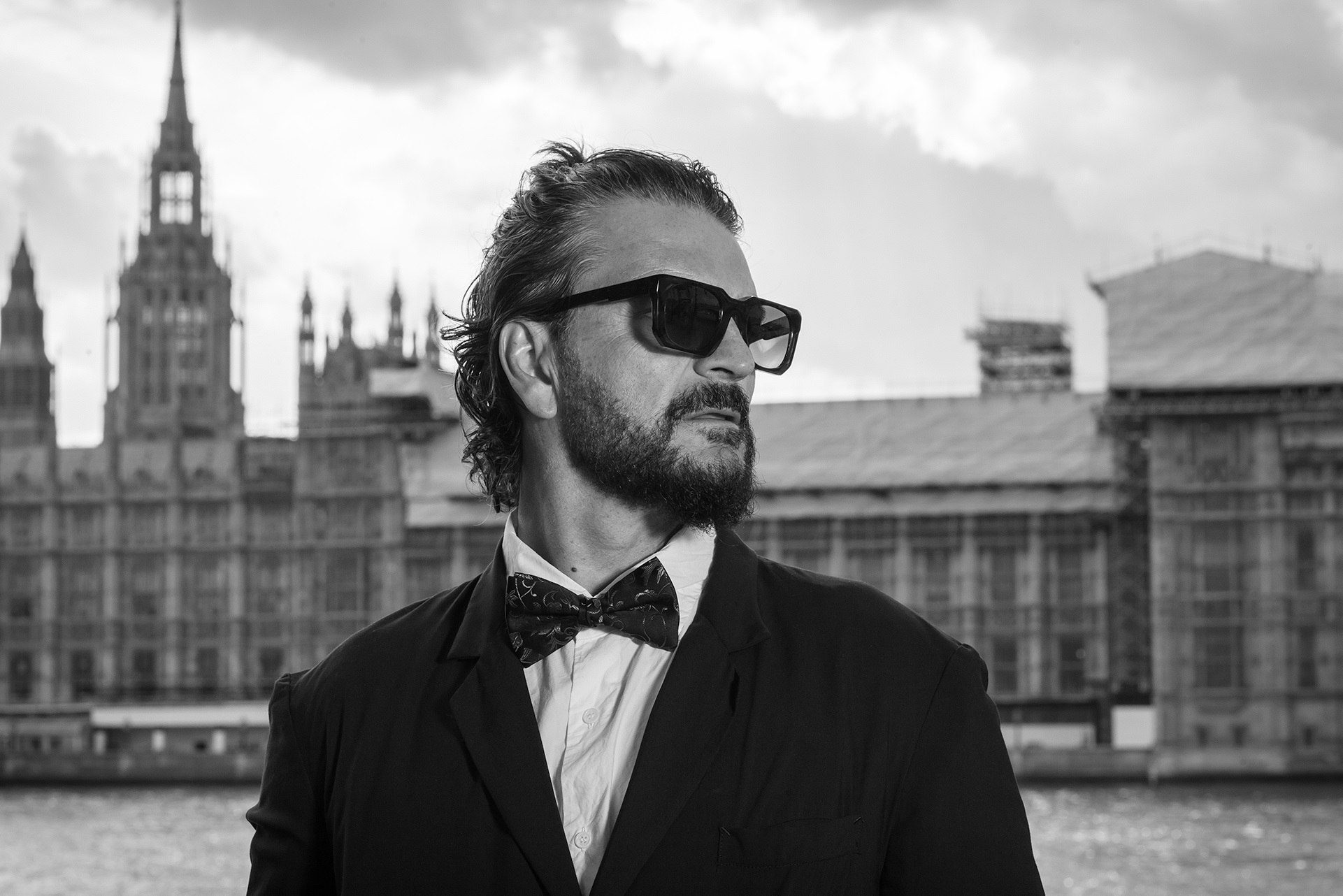 Ricardo Arjona declara que lo que está haciendo el gobierno es inhumano