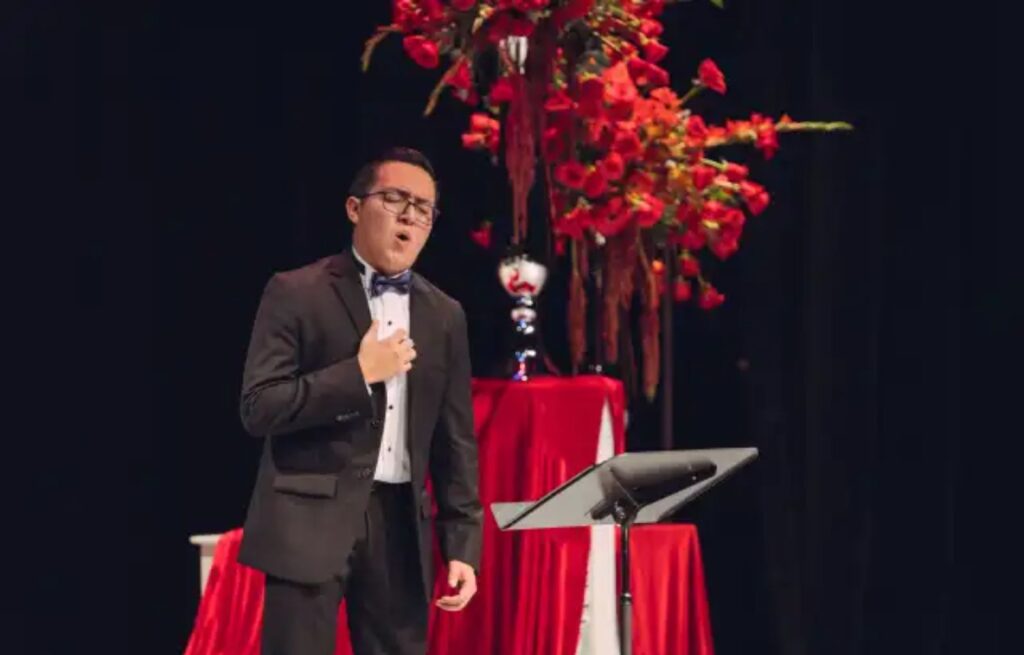 Participación de Ricardo Josué Morales en la gira internacional