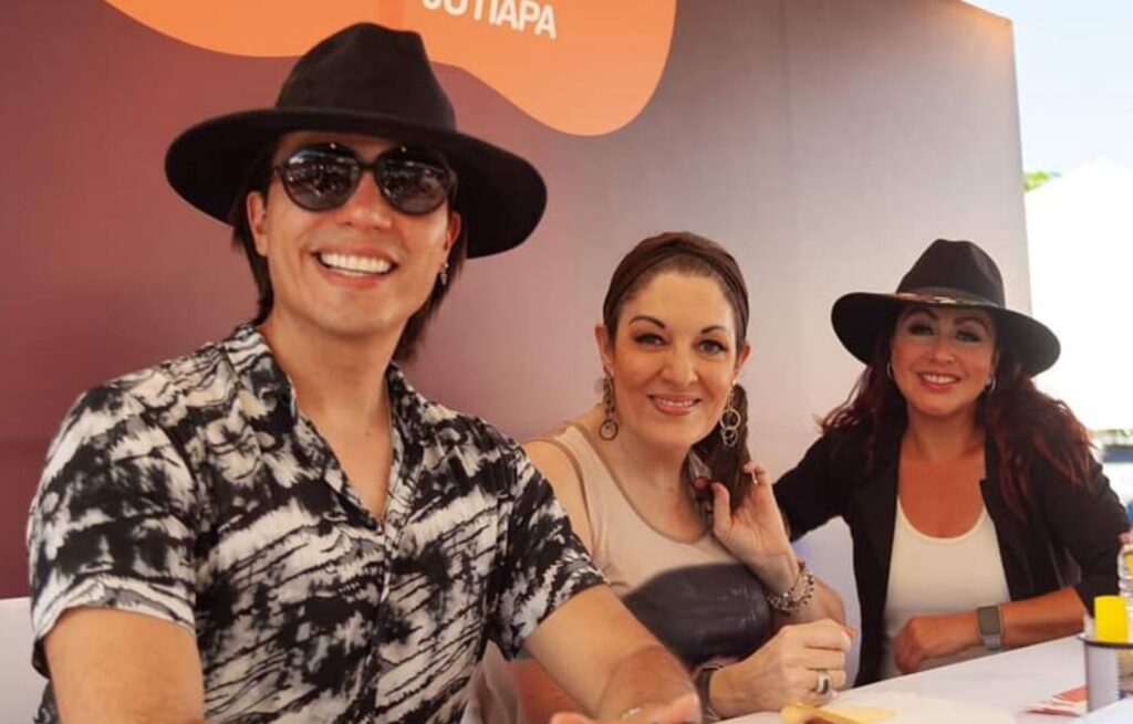 Yefry Lemus en Lo que callamos las mujeres