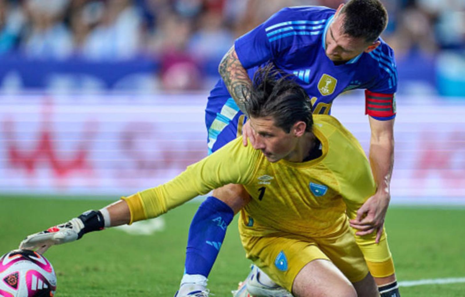 Nicholas Hagen le habla a los Guatemaltecos tras su error en el partido con Messi