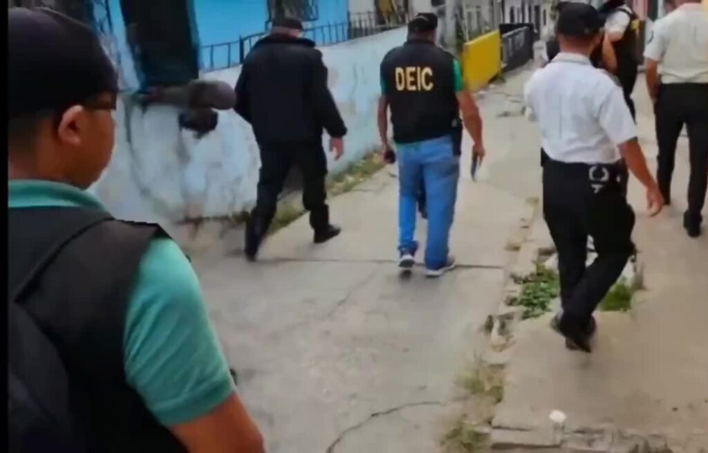 El Misterio de la Desaparición de AA