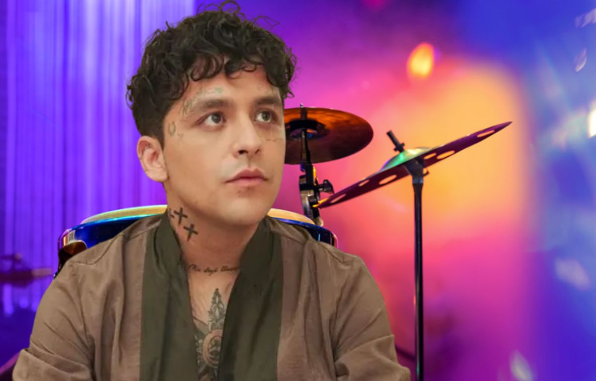 ¿Christian Nodal en romance con un salsero famoso?