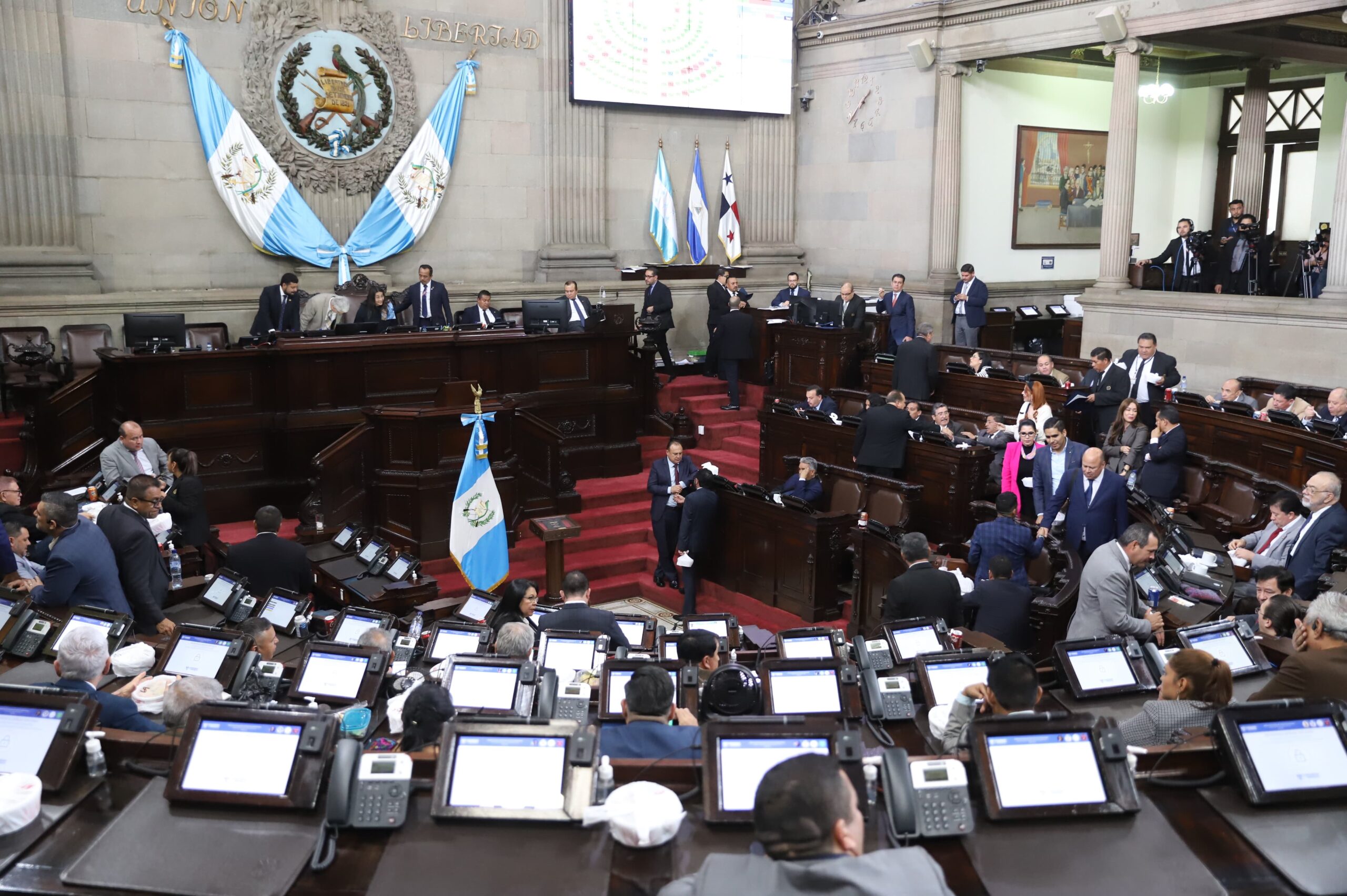 Cuánto gana un diputado en Guatemala en 2026: Q61,300