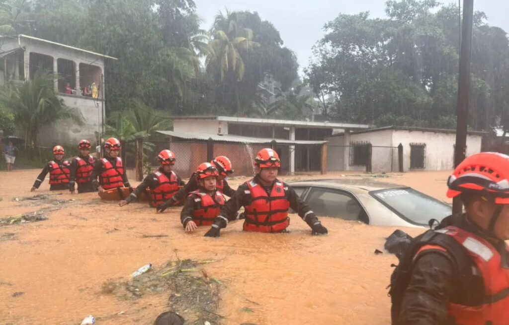Lluvias Causan Daños en Más de 183 Viviendas en Puerto Barrios, Izabal