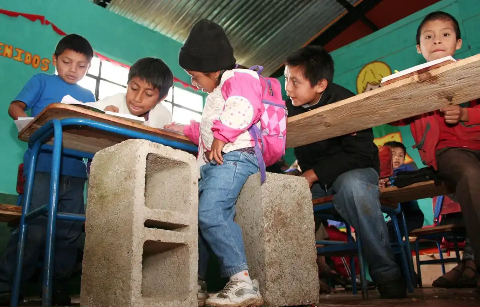 Brote de "gripe estomacal" alarma a centros educativos en el país