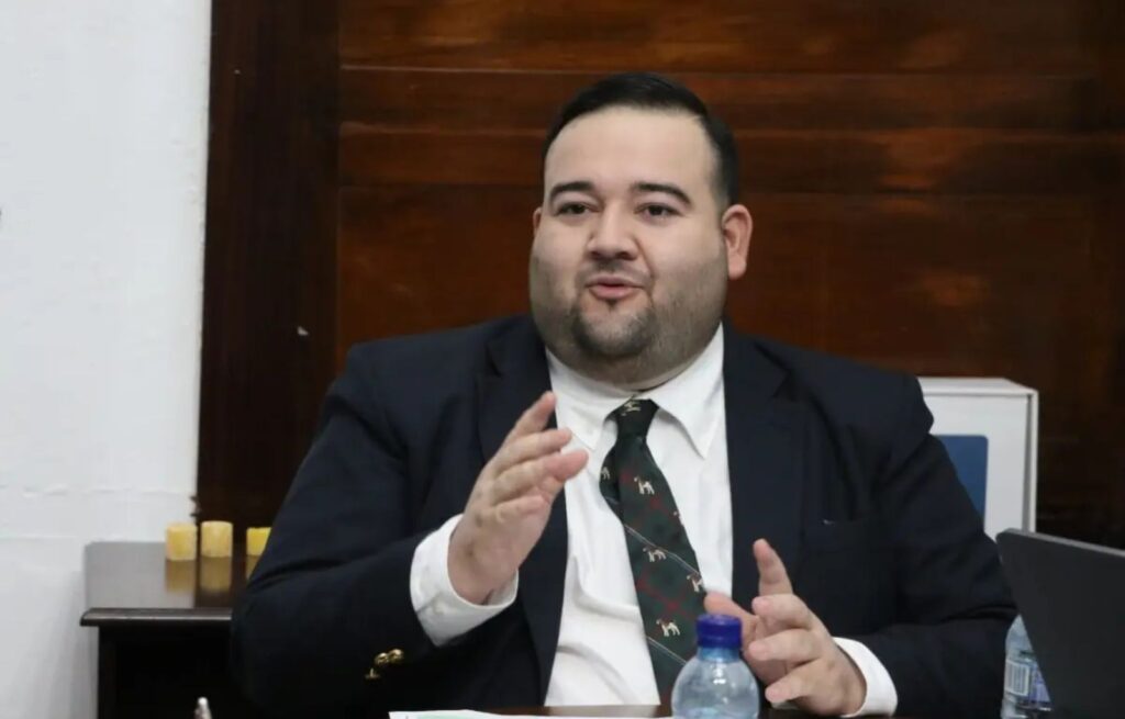 ¿Jubilación a los 45 o 65 años El Congreso de Guatemala debate propuestas opuestas