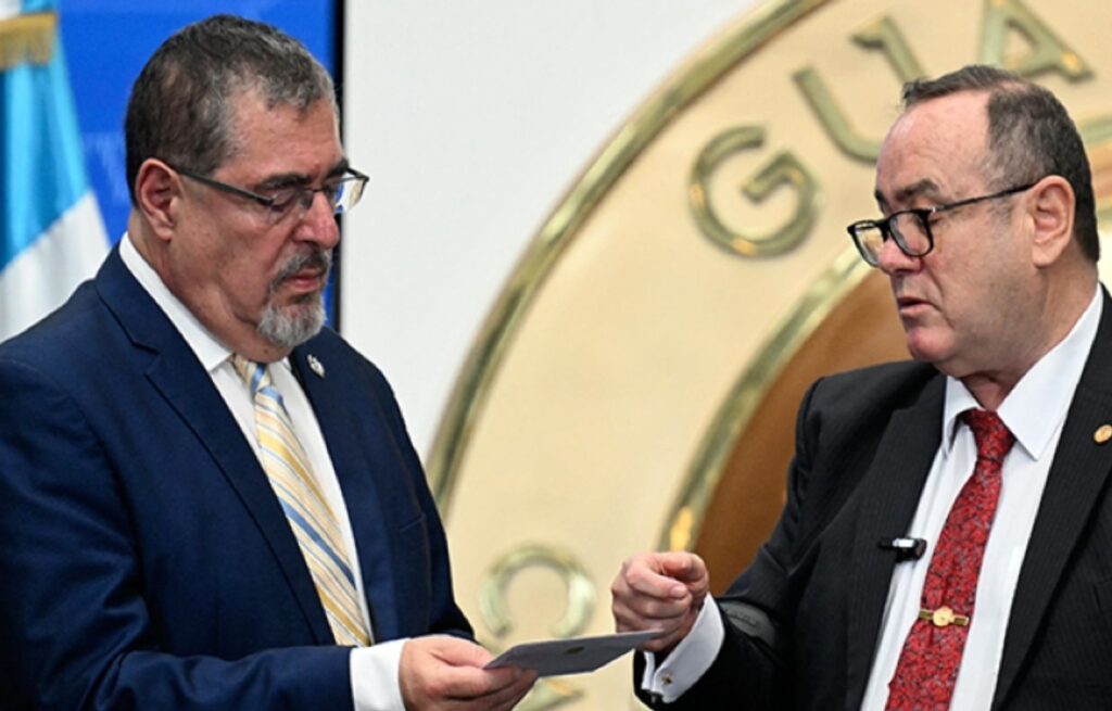 La promesa de Bernardo Arévalo remover a la actual fiscal