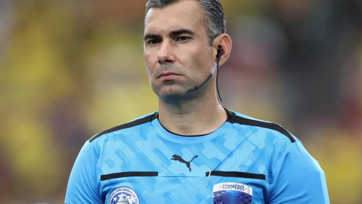 Mario Escobar será el árbitro central de la final de vuelta entre Xelajú MC y Municipal