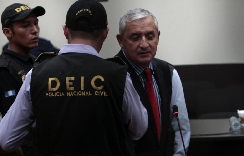 Otto Pérez Molina en la mira de la justicia riesgo de regresar a prisión por impago de reparación digna