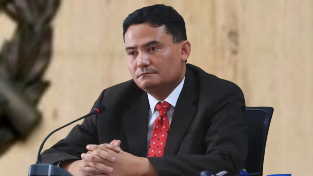 Supervisión judicial no puede revisar el expediente, reserva del caso impide analizar la resolución cuestionada