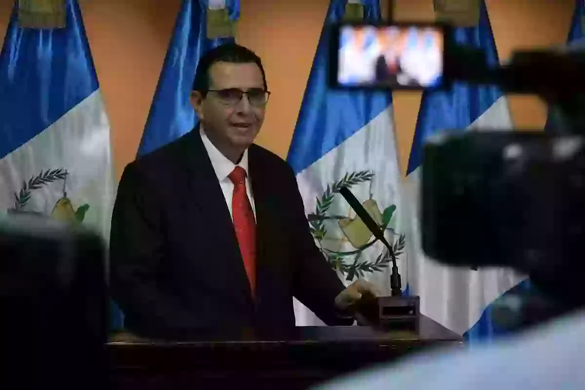 El fiscal general cuestionó las publicaciones de fiscales en redes sociales.