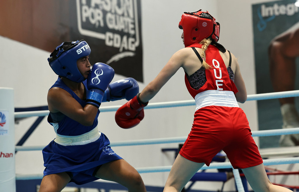 Combates del Campeonato Nacional Femenino de Boxeo 2026 en el Palacio de los Deportes