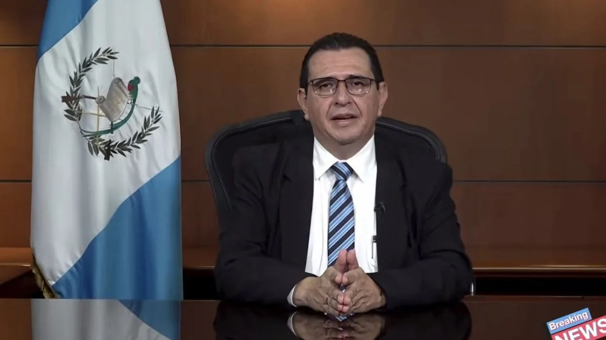 García Luna promete devolver la dignidad a la justicia en su primer mensaje como fiscal