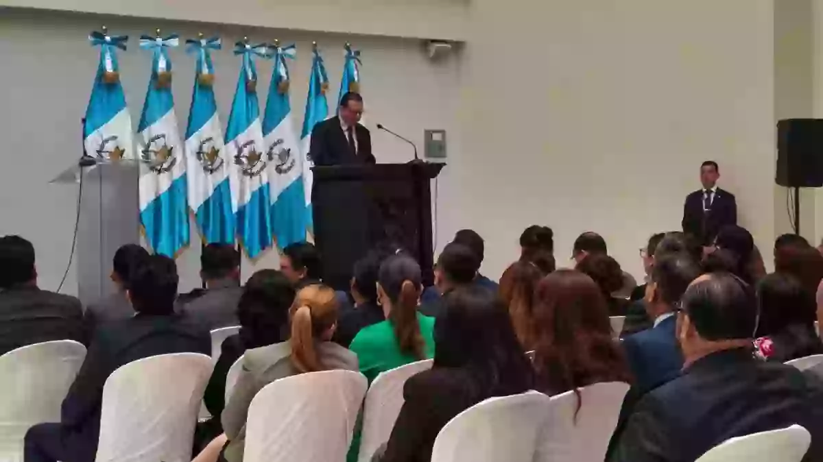 Nuevo jefe del MP Gabriel García Luna llama a fiscales a trabajar con ética