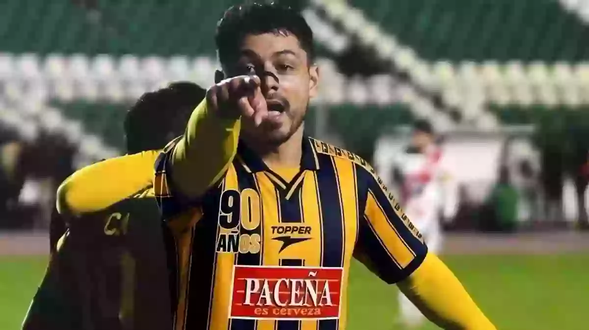 Darwin Lom se destaca en The Strongest y consigue importante salto para su futuro