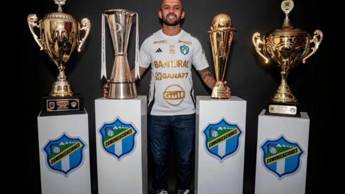 José Contreras en su etapa como jugador de Comunicaciones FC