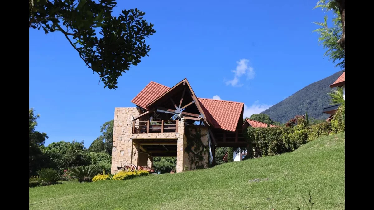 Juez devuelve finca El Nacimiento vinculada al expresidente Alejandro Giammattei