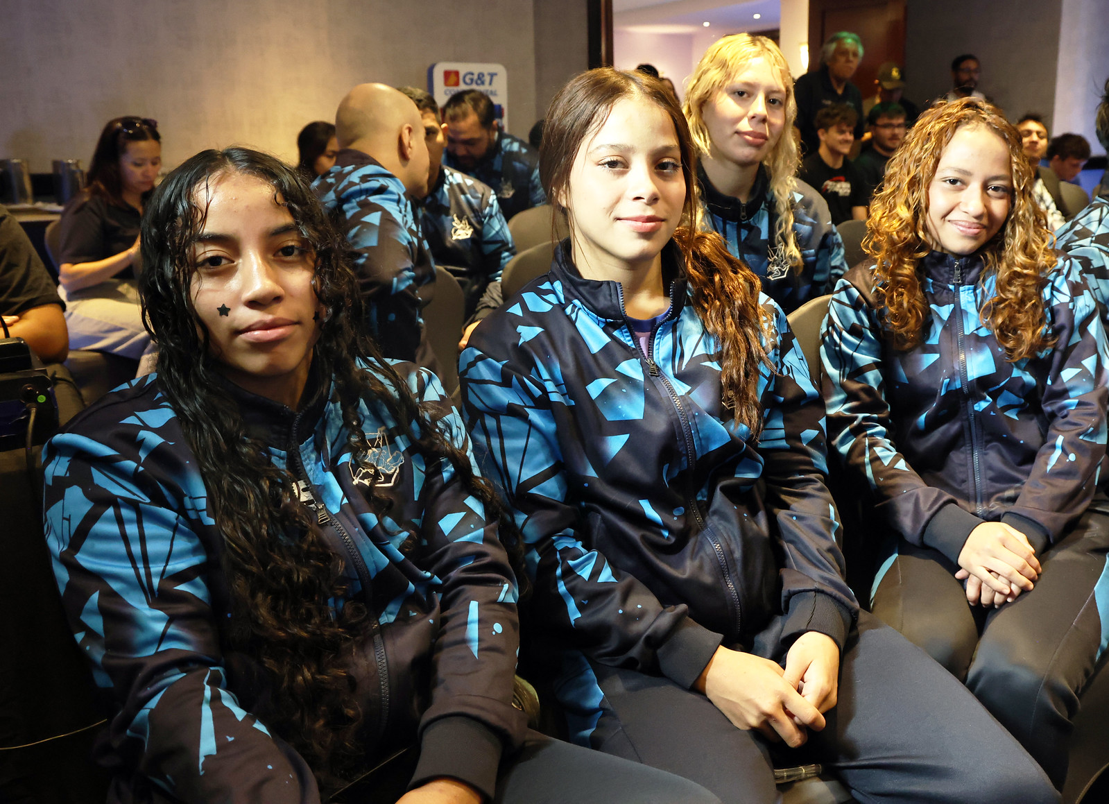 Integrantes de la conferencia oficial de la Copa Pat Shaw 2026 en Guatemala