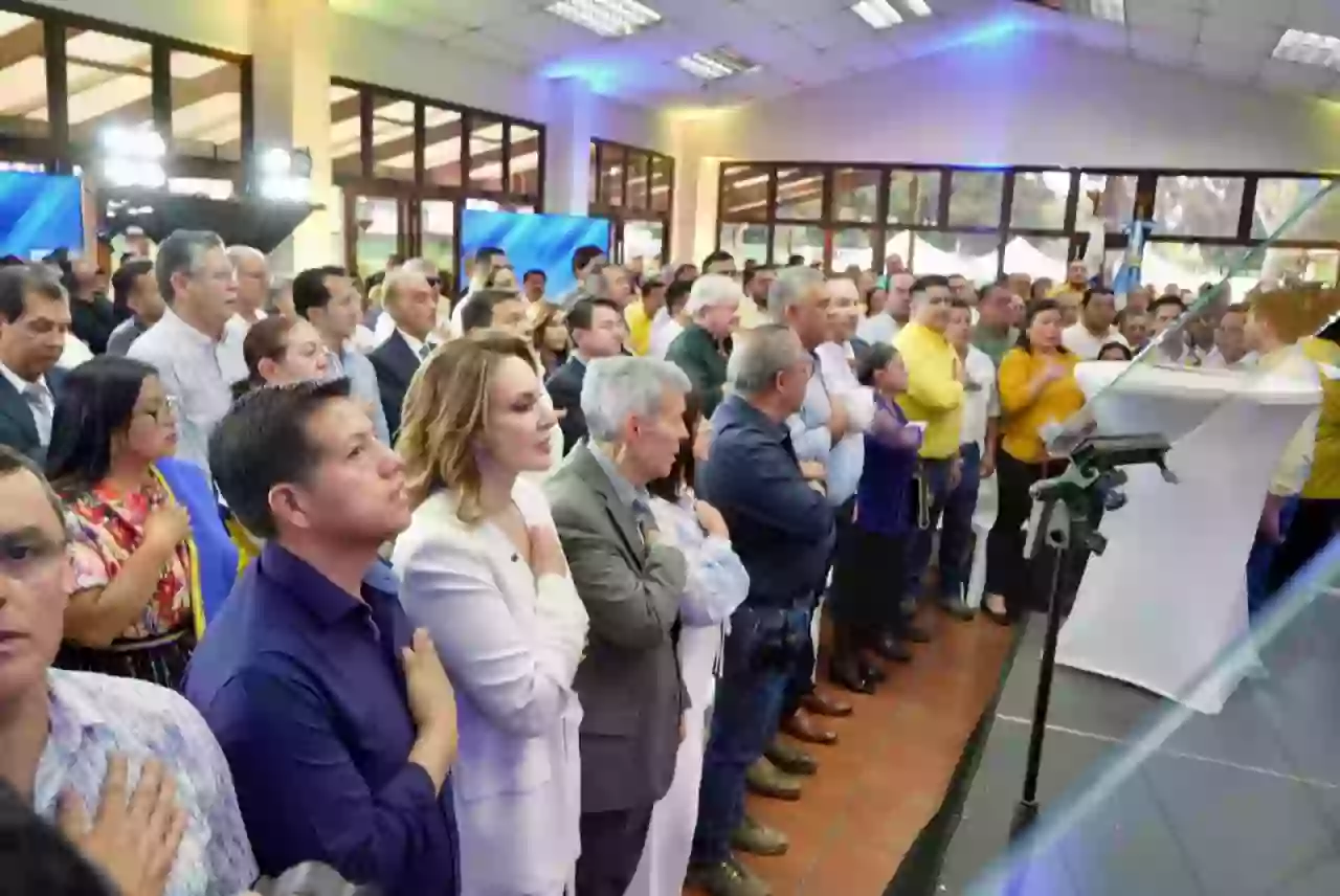 Zury Ríos regresa a la política y asume secretaría en el Partido Unionista