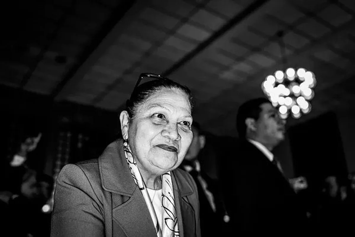 Consuelo Porras reaparece en Finanzas entre reclamos y habla de denuncias
