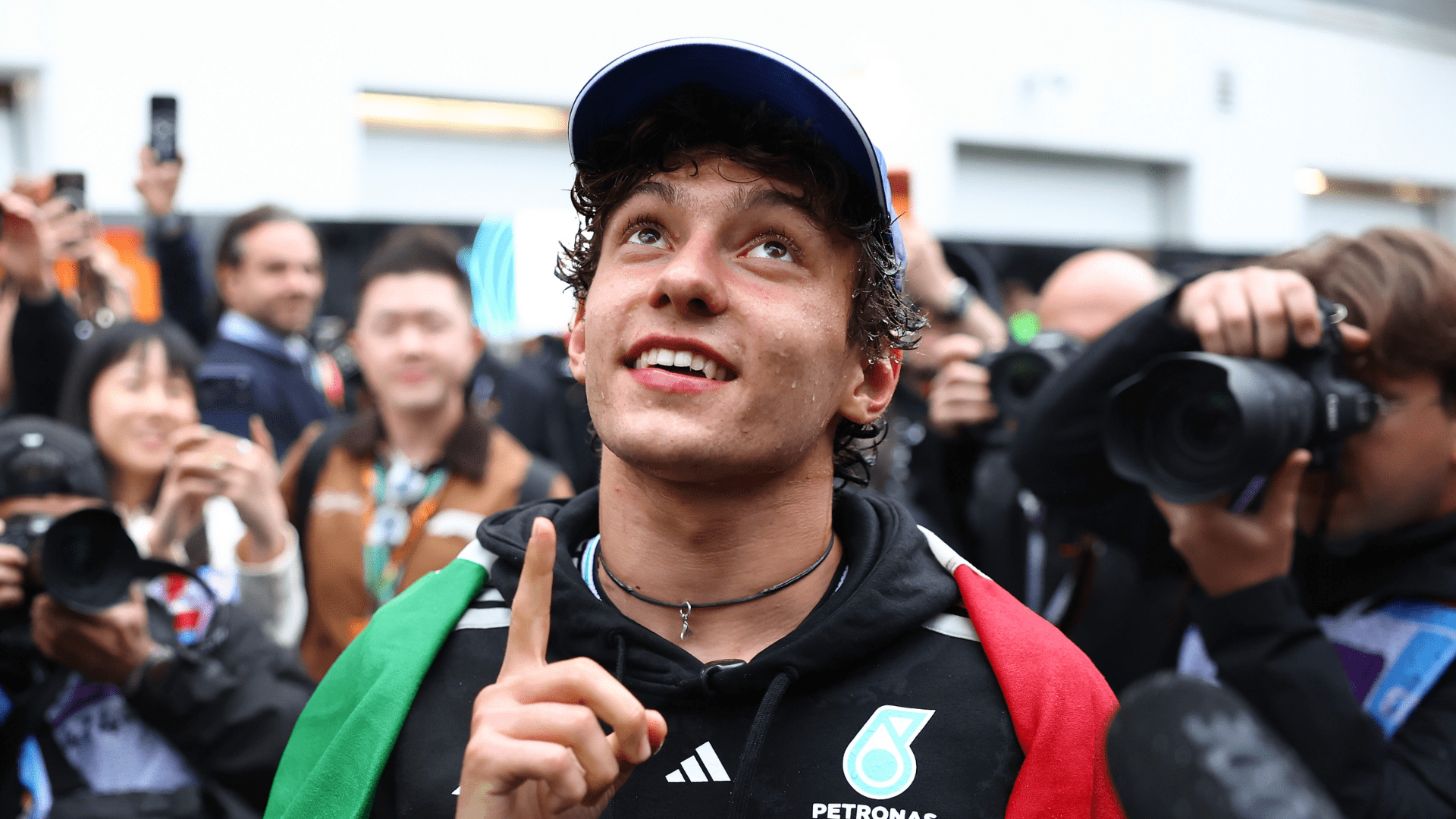 Kimi Antonelli gana en Canada y se escapa en el liderato de la F1 2026