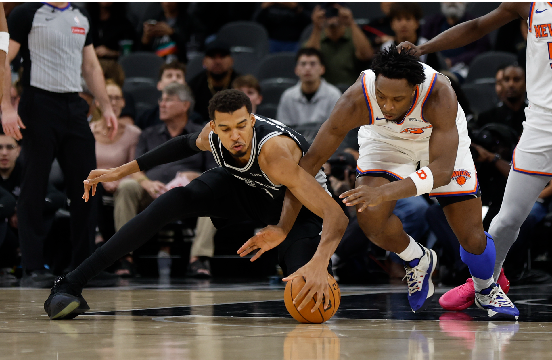 Grafica oficial de la NBA para las Finales 2026 entre Spurs y Knicks